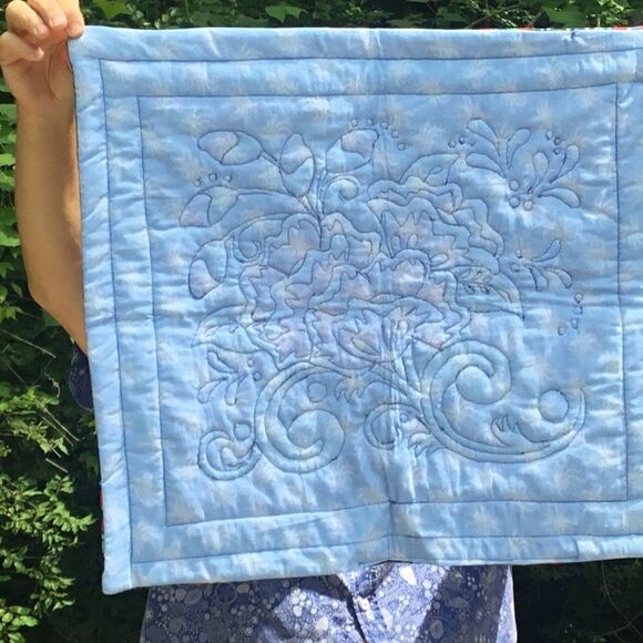 NWT. Hand Crafted Bright Flower Wall Hanging - Picture 6 of 6